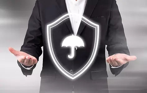 寿险理赔款支付给谁 受益人可以是任何人吗